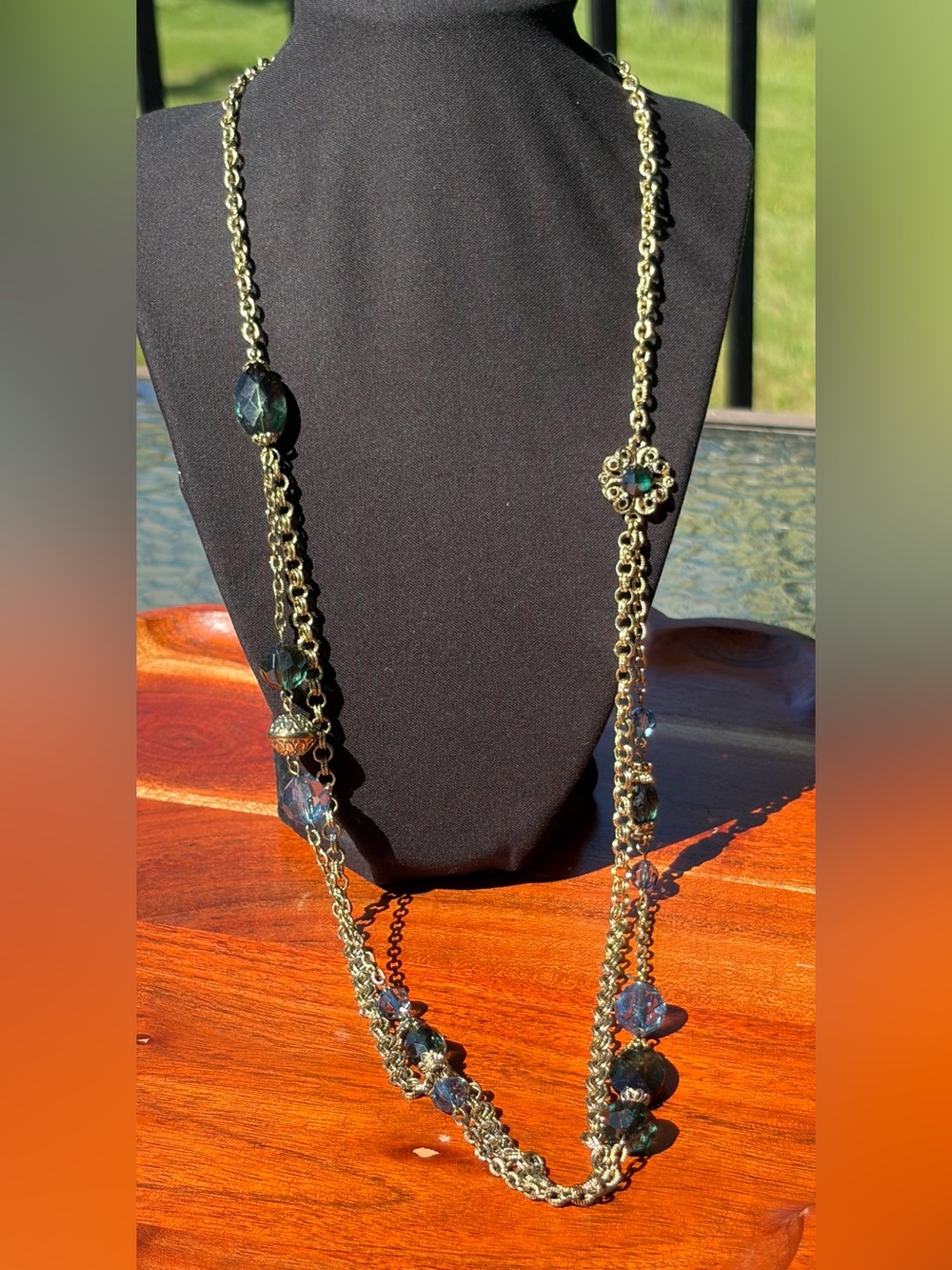 Vintage 1928 Jewelry Co Double Strand Blue Glass Bead Layered Necklace Gold Tone - Picture 8 of 9